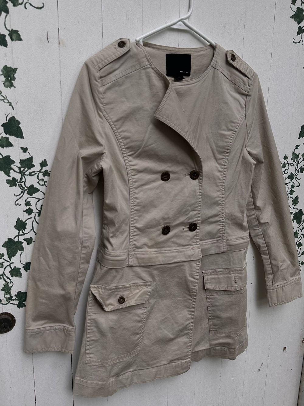 Vintage Y2K F21 Women’s Double-Breasted Cream Utility Jacket with Back Pocket